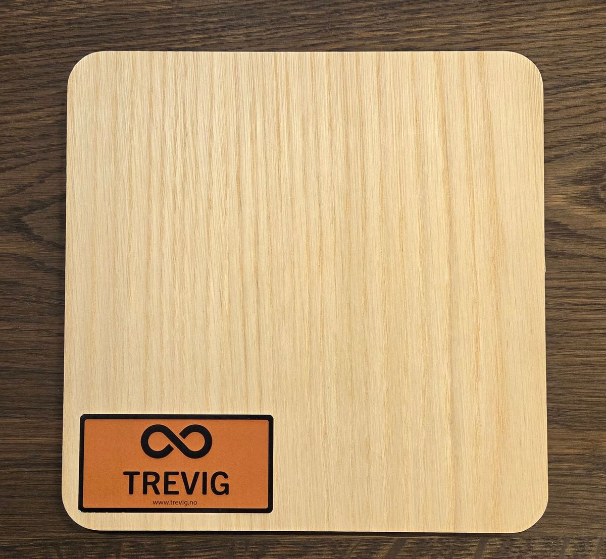 KRYSSFINER PLATE 13X2440X1220 MED EIK/ASK FINER PÅ BEGGE SIDER B/C